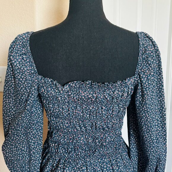 H&M Blue Floral Off the Shoulder - NWOT - Picture 2 of 3